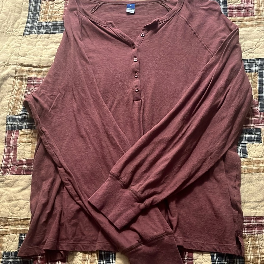 Old Navy clay colored long sleeve